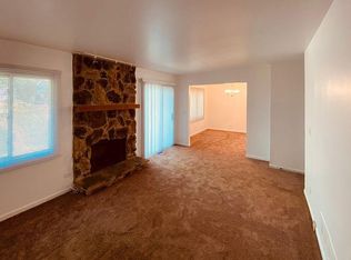 1371 Big Horn Trl, Carol Stream, IL 60188