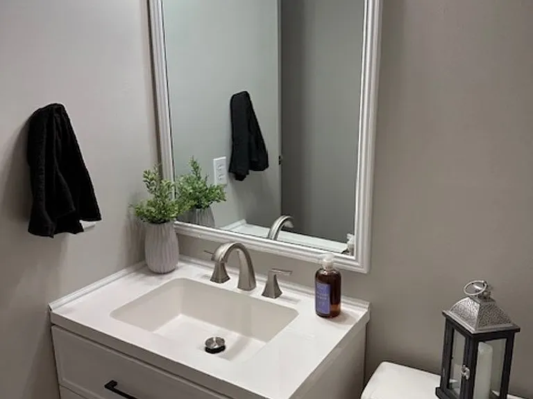 1100 Pineland Ave #5D — Photo 12