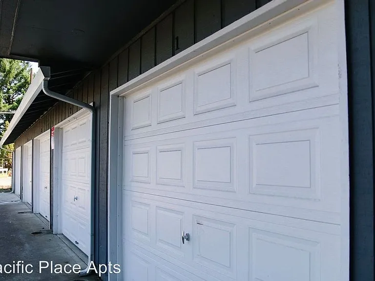 12550 SE Powell Blvd — Photo 18