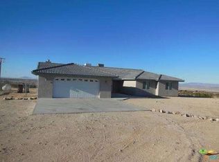 8207 Utah Trl, Twentynine Palms, CA 92277