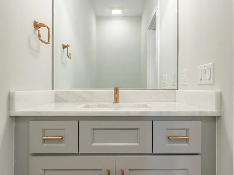 8249 Winding Creek Cir — Photo 18