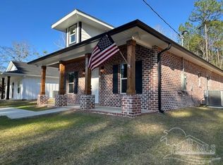 3290 Damon Dr, Milton, FL 32583