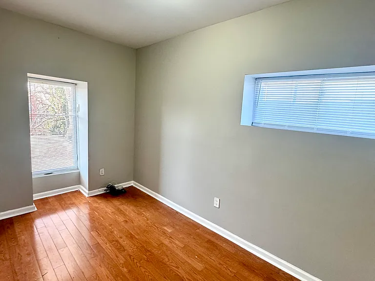 674 N 34th St #2 — Photo 14