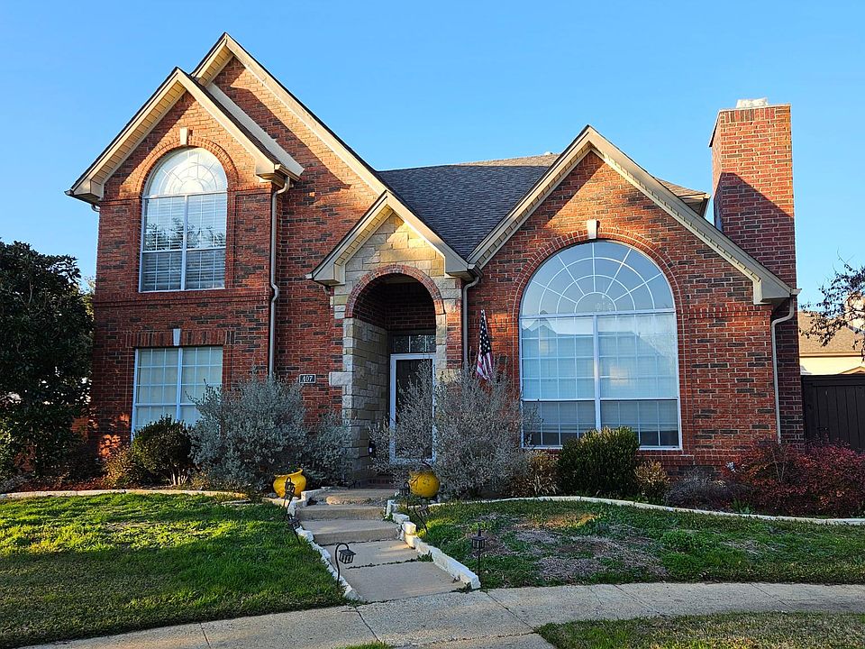 1st image of 407 Sheridan Trl