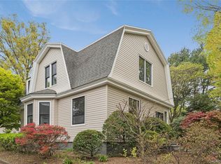 21 Mackey Avenue, Port Washington, NY 11050