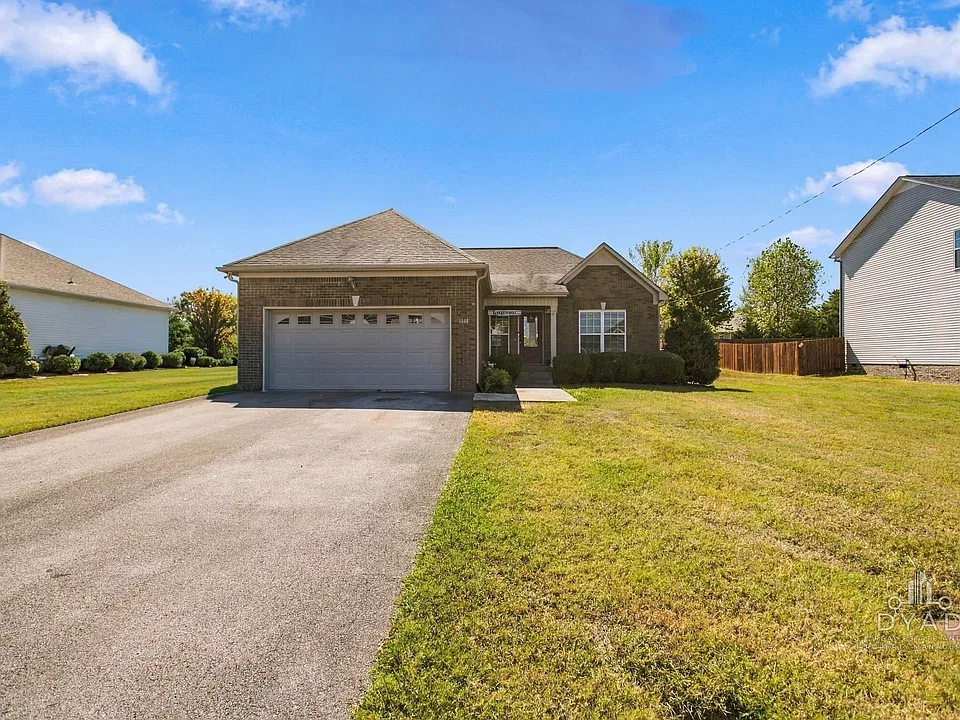 1648 Wellington Dr
