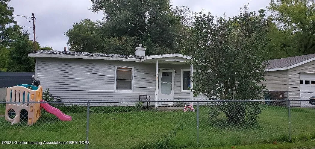 1015 Dornell Ave photo 1