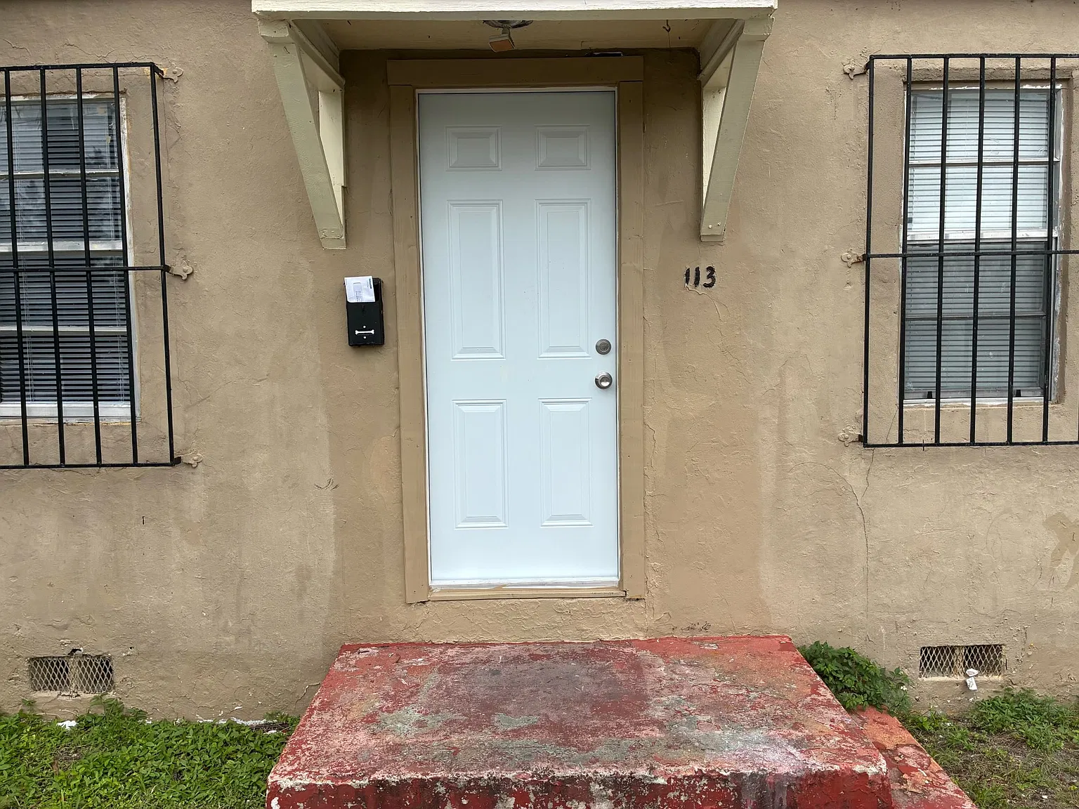 1 bed, 1057 sqft, $1,195 — Photo 1