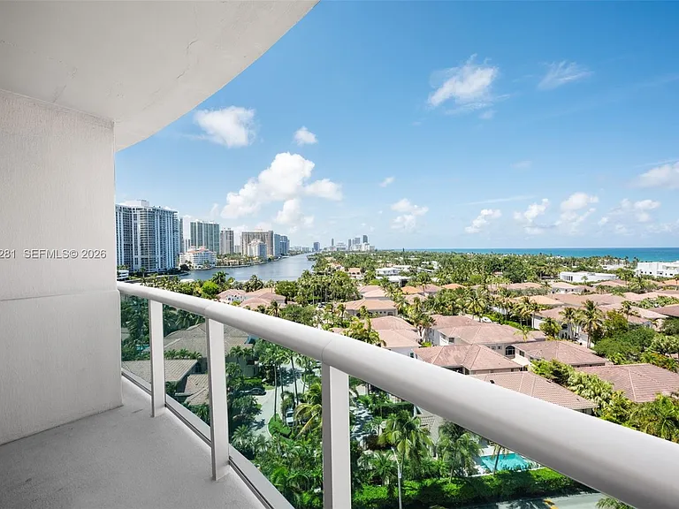 19380 Collins Ave #1122 — Photo 15