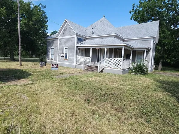 212 Randolph St, Tom Bean, TX 75491