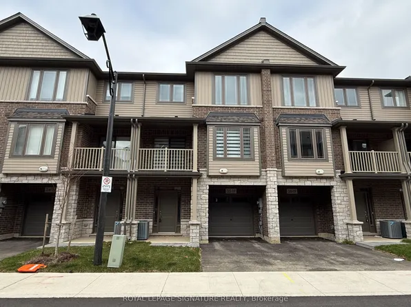 19 Picardy Dr #35, Hamilton, ON L8J 0M7