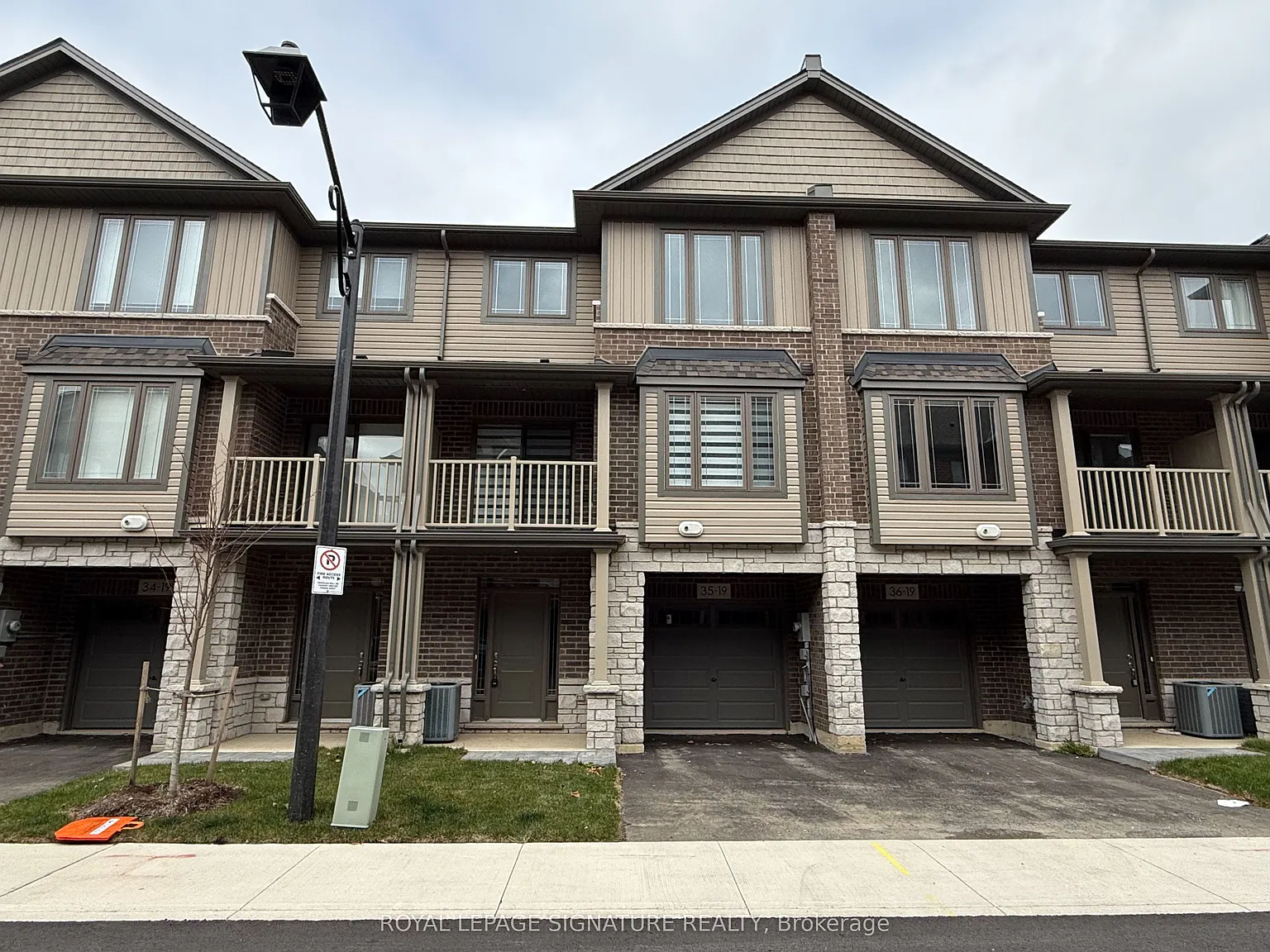 19 Picardy Dr #35 photo 1