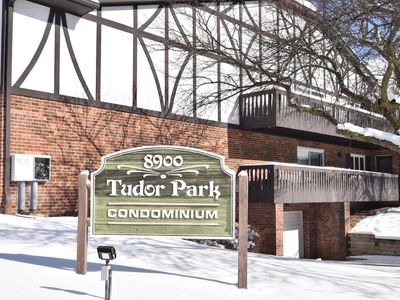 8900 North Park Plaza COURT UNIT 111, Brown Deer, WI, 53223