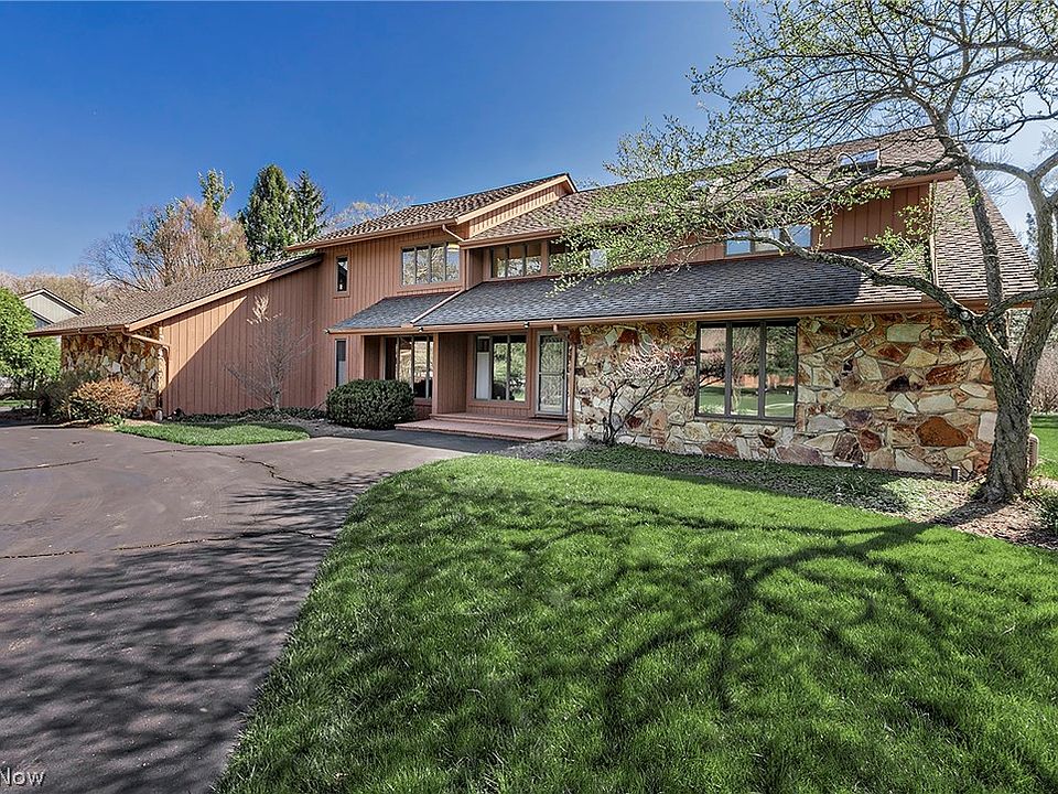 1st image of 2625 Fairwood Dr