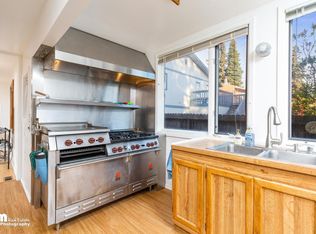 4104 Hayes St, Anchorage, AK 99503