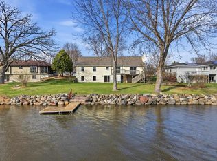 570 Riverview Drive, Marshall, WI 53559