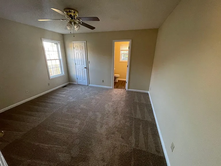 3235 S Senseney Cir — Photo 8