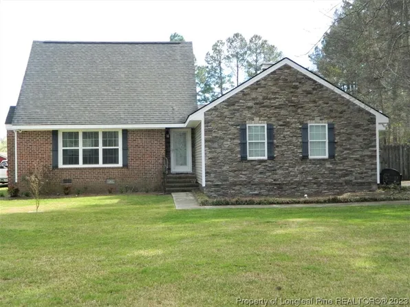 2846 Underwood Rd, Eastover, NC 28312
