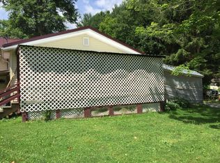 55 Colonial Dr, Summersville, WV 26651