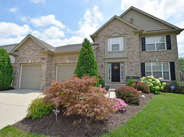 10751 Carolina Pines Dr, Harrison, OH 45030