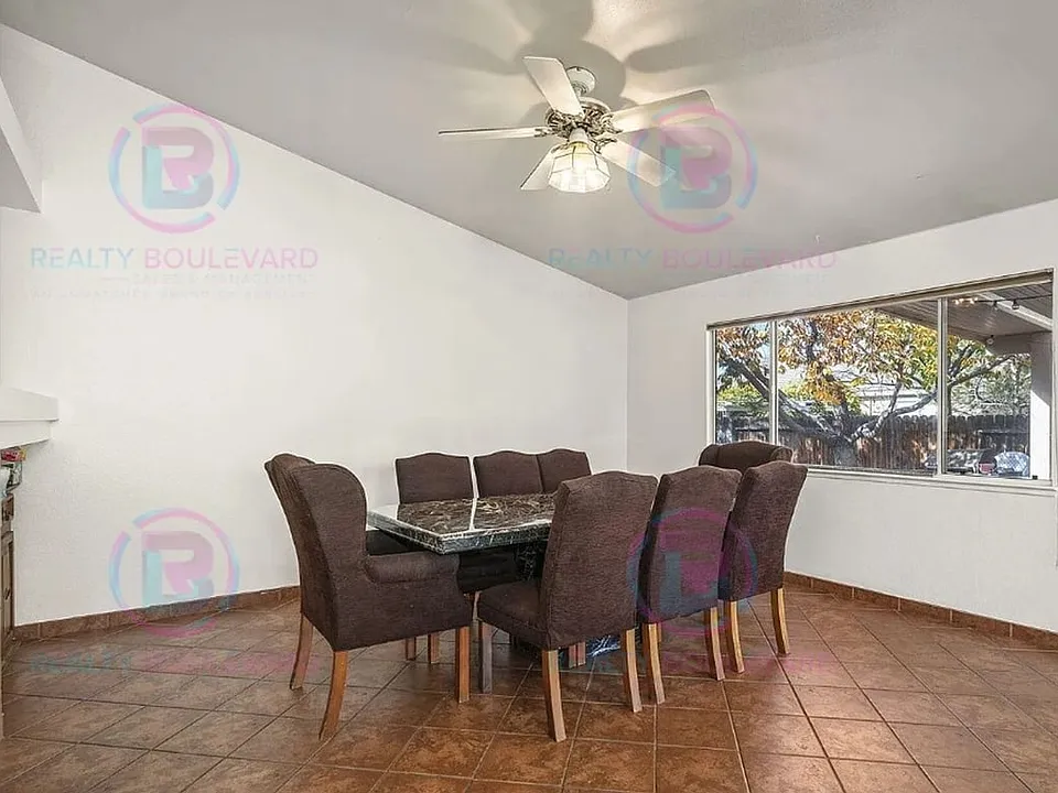 3059 Creekwood Dr