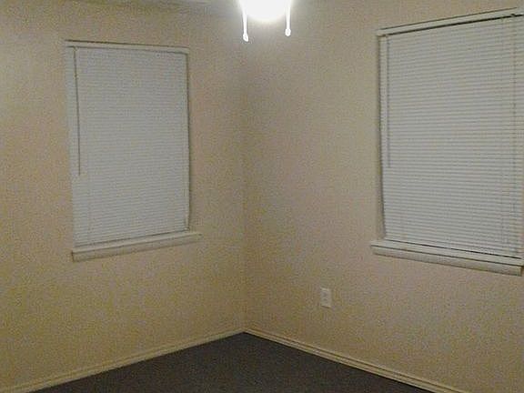 4th image of 3909 Teal Dr