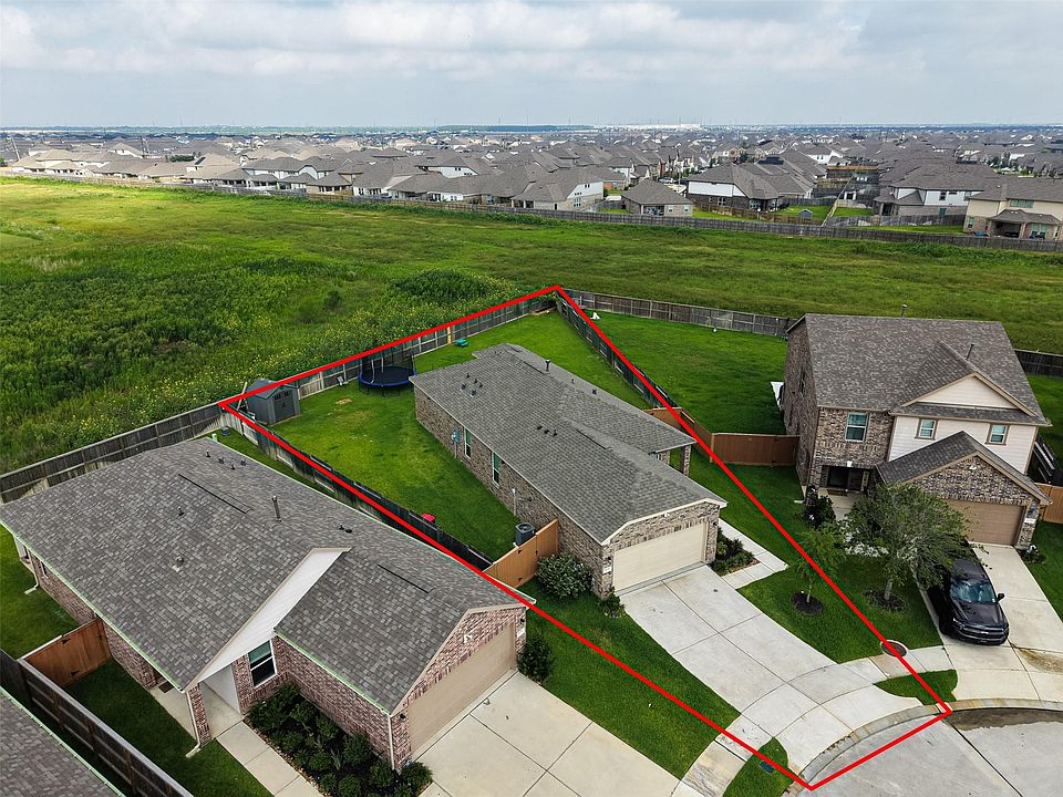 1st image of 8135 Coco Bluff Dr