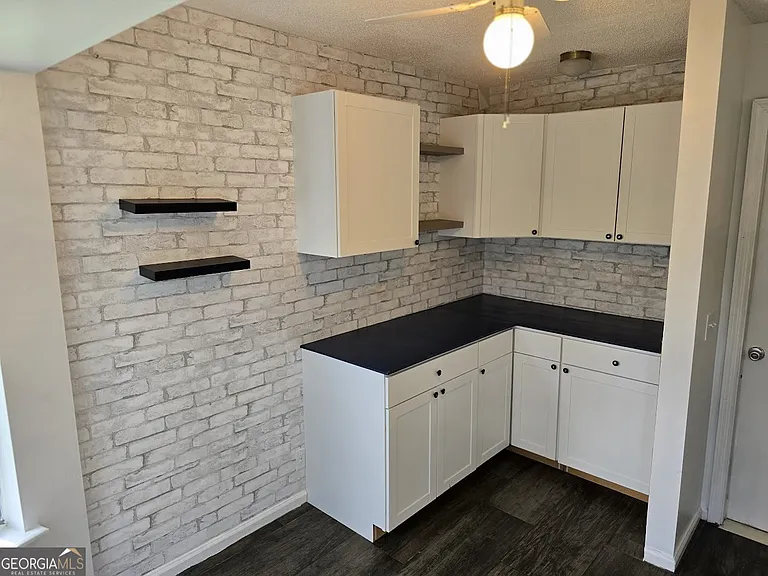 1001 Regal Rd — Photo 19