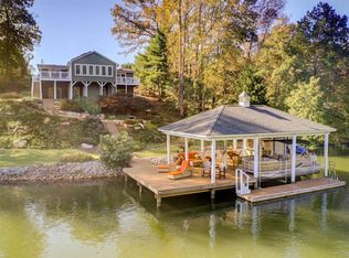 111 Crescent Ln, Wirtz, VA 24184