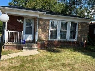 13540 Dartmouth Ave, Oak Park, MI 48237