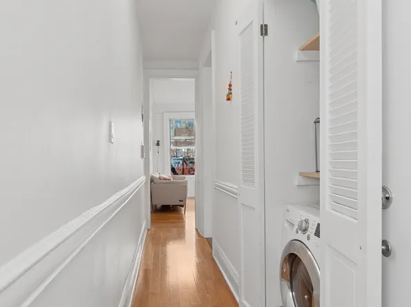 210 East 17th Street image 6 of 14