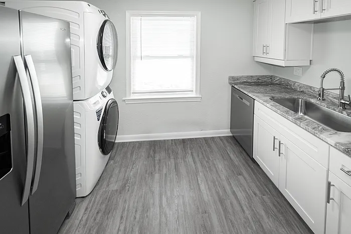 1208 W Ocean View Ave #5 — Photo 17