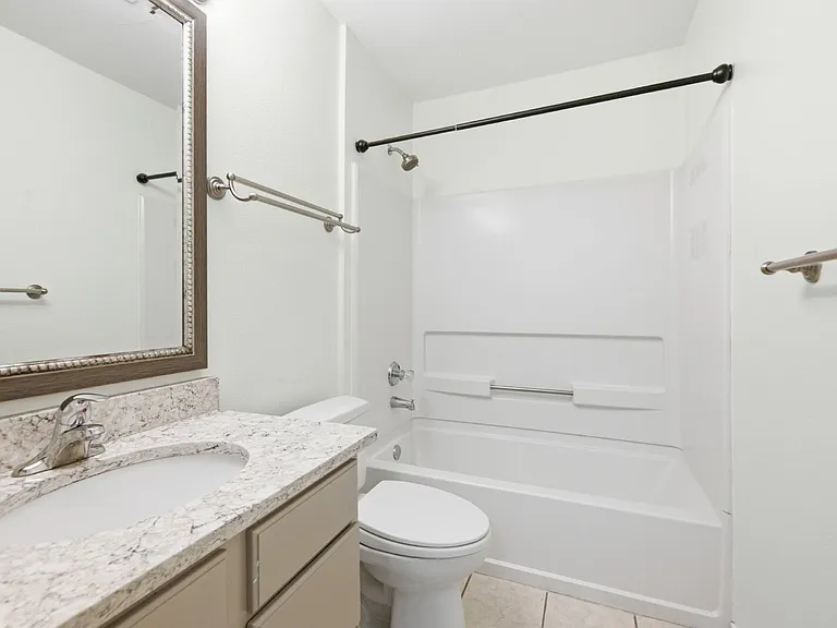 1314 Chalk Ln — Photo 18