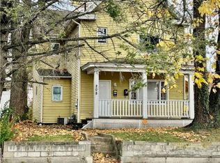 208 S Mount Vernon Ave, Uniontown, PA 15401