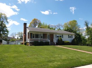 227 Glenwood Dr, North Haledon, NJ 07508