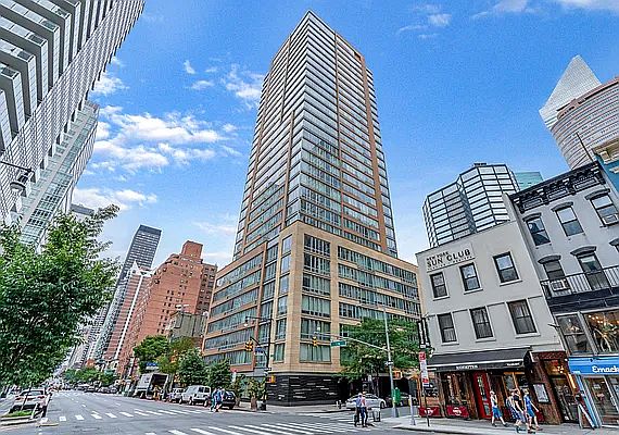 1st image of 250 E 53rd St APT 3102