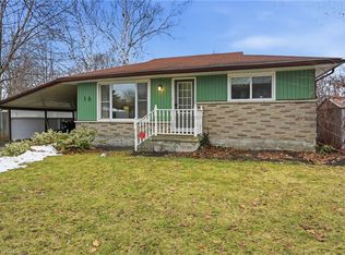 16 Alison Ave, Cambridge, ON N1R 1M9