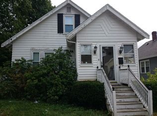 8 Sherbrook St, West Roxbury, MA 02132