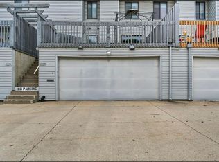 4222 Kris Line Dr #6, Waterloo, IA 50701