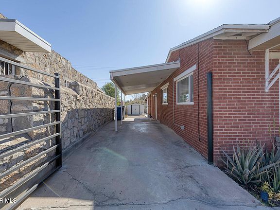 3rd image of 826 Sierra St