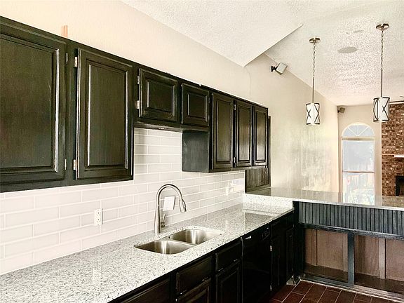 2nd image of 2081 Bronco Ln