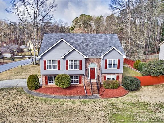 2nd image of 3105 Deer Chase Ct