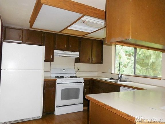 4th image of 740 NW Firglade Dr
