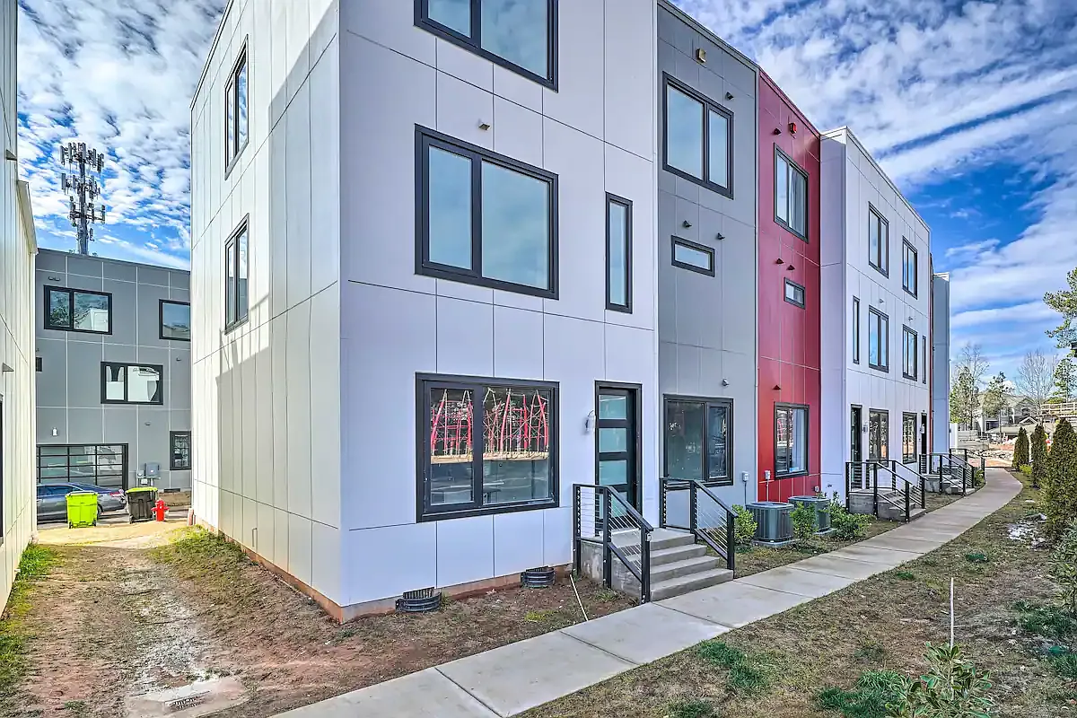 Building Photo - 1115 Nova St