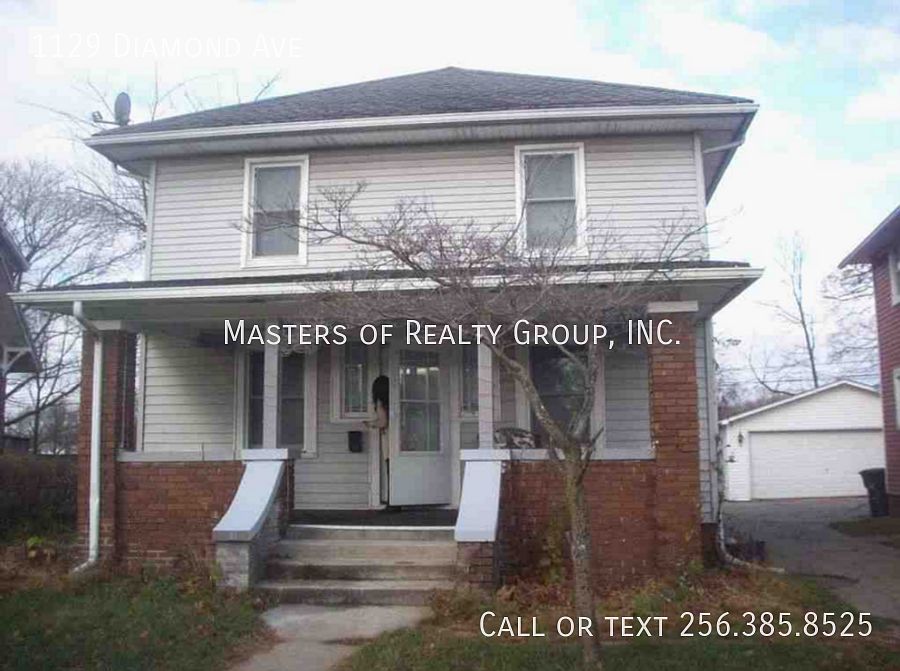 1st image of 1129 Diamond Ave