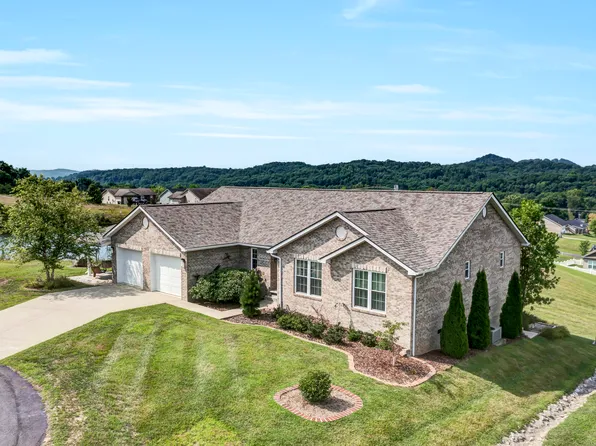 23 Barren Ct, Morehead, KY 40351