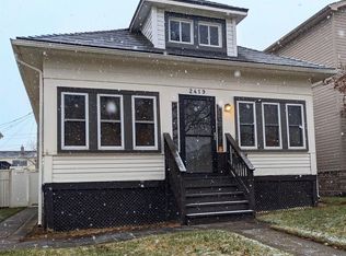 2419 4th St, Trenton, MI 48183