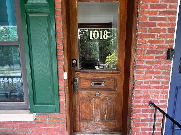 1018 Wawaset St — Photo 4