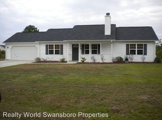 179 Queens Haven Rd, Hubert, NC 28539