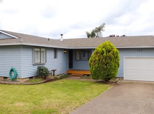 328 E Francis St, Molalla, OR 97038